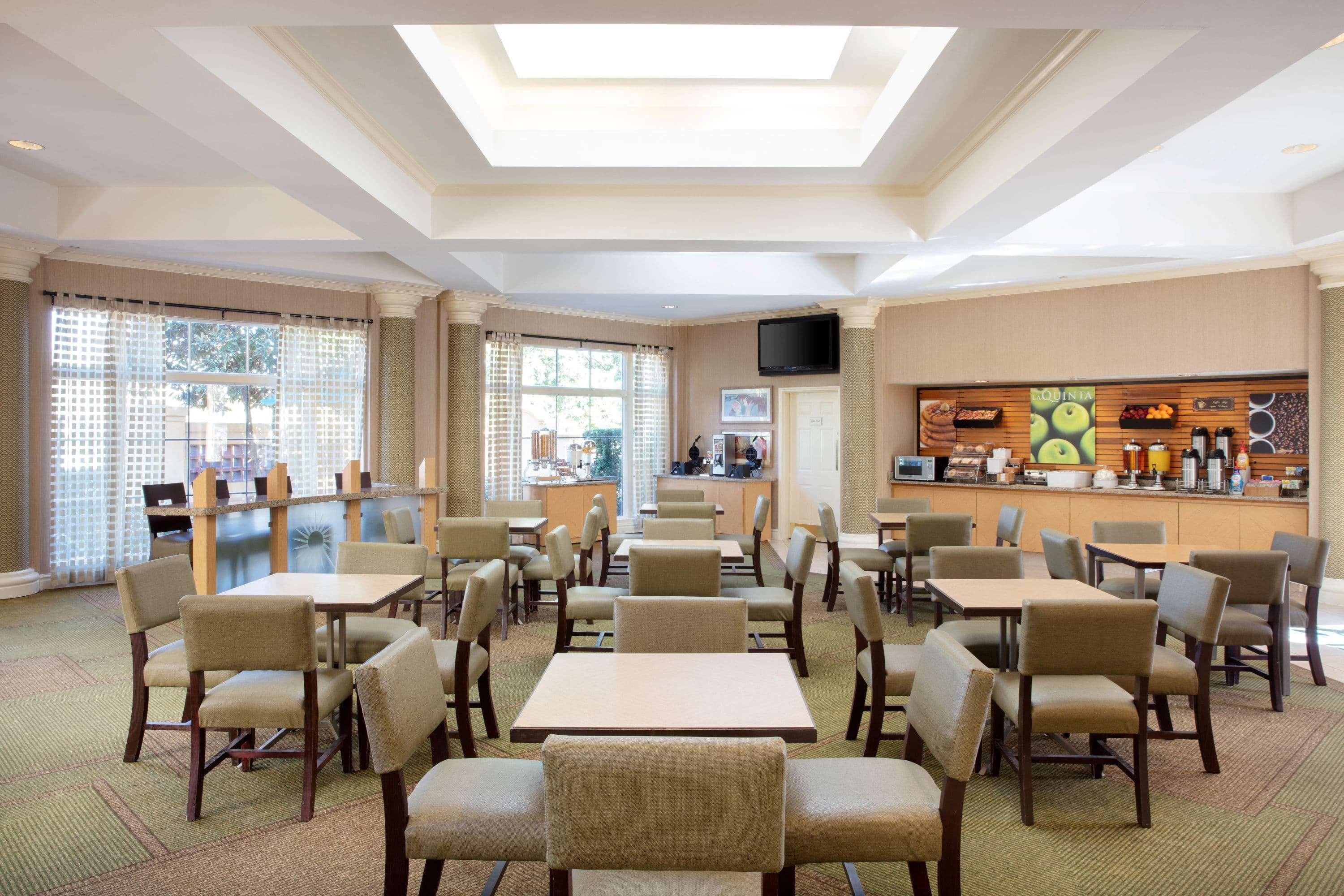 La Quinta Inn And Suites By Wyndham, Окала Екстериор снимка