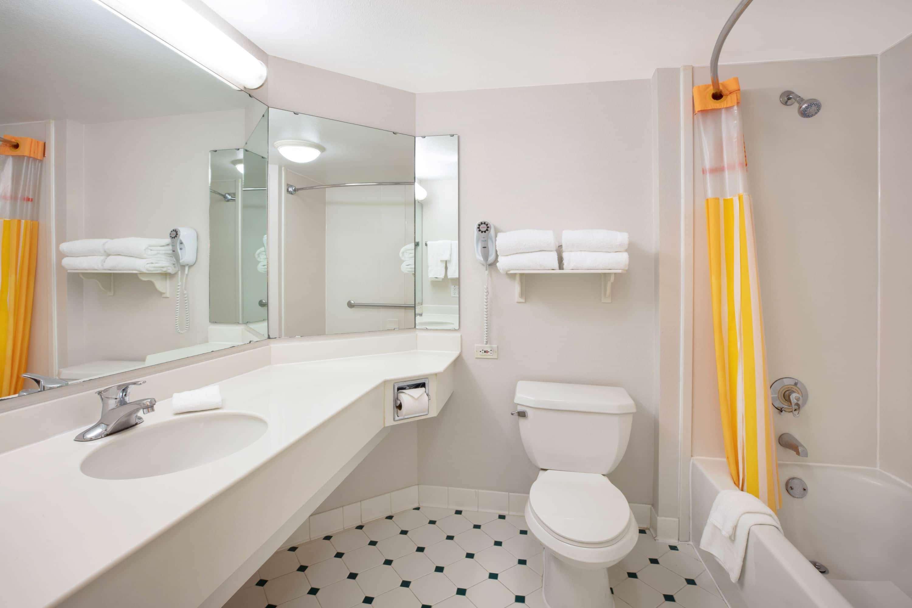 La Quinta Inn And Suites By Wyndham, Окала Екстериор снимка