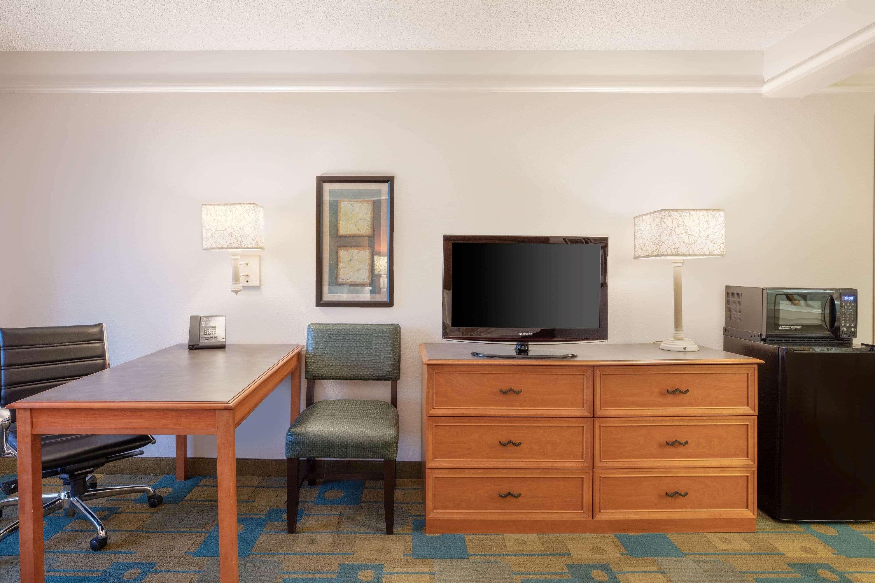 La Quinta Inn And Suites By Wyndham, Окала Екстериор снимка